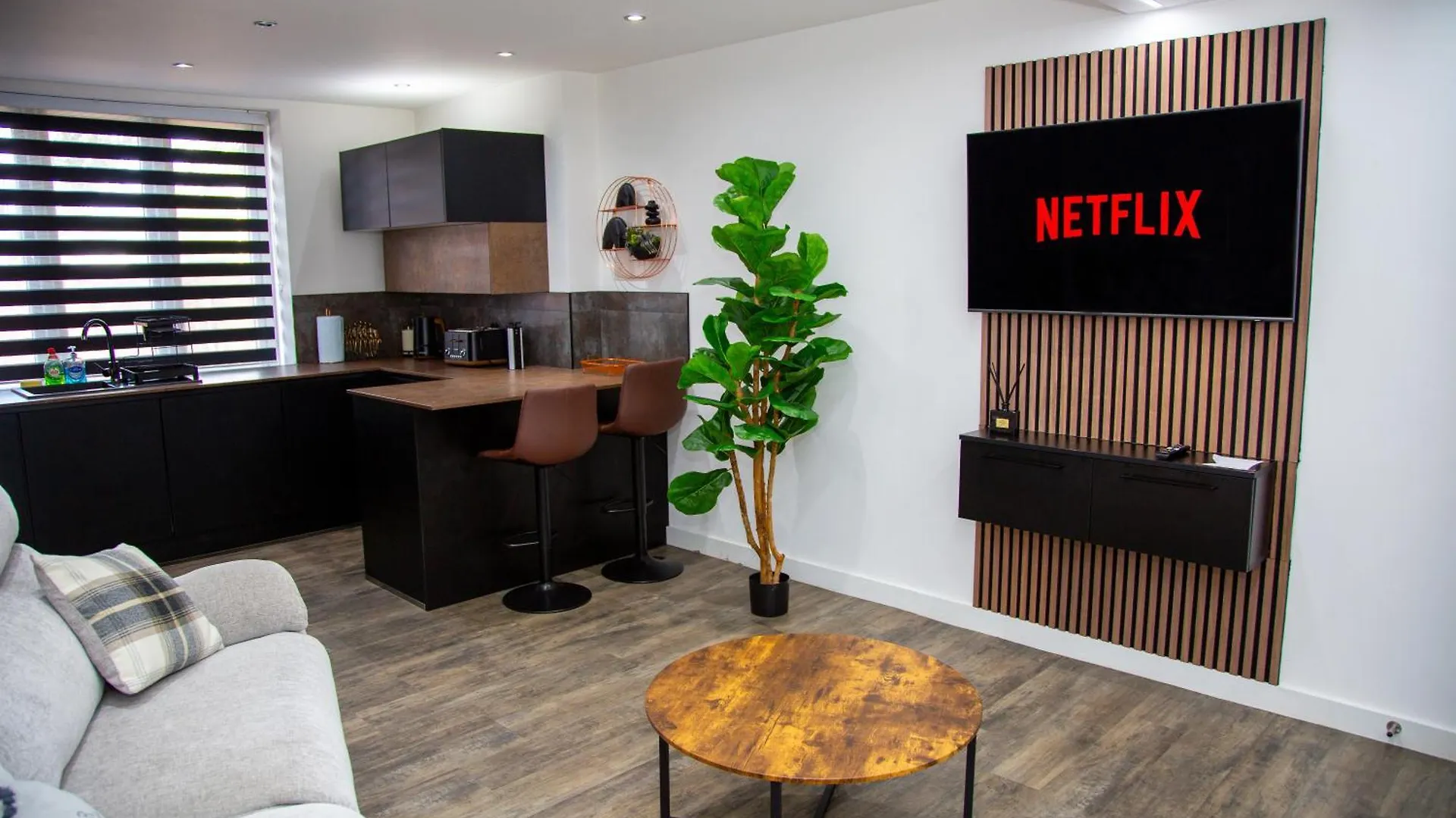 Luxury 2 Bed West London, Free Parking Apartment Uxbridge 0*,