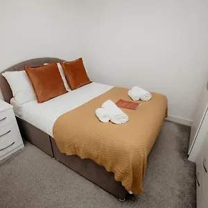 Elthorne Luxury - Uxbridge