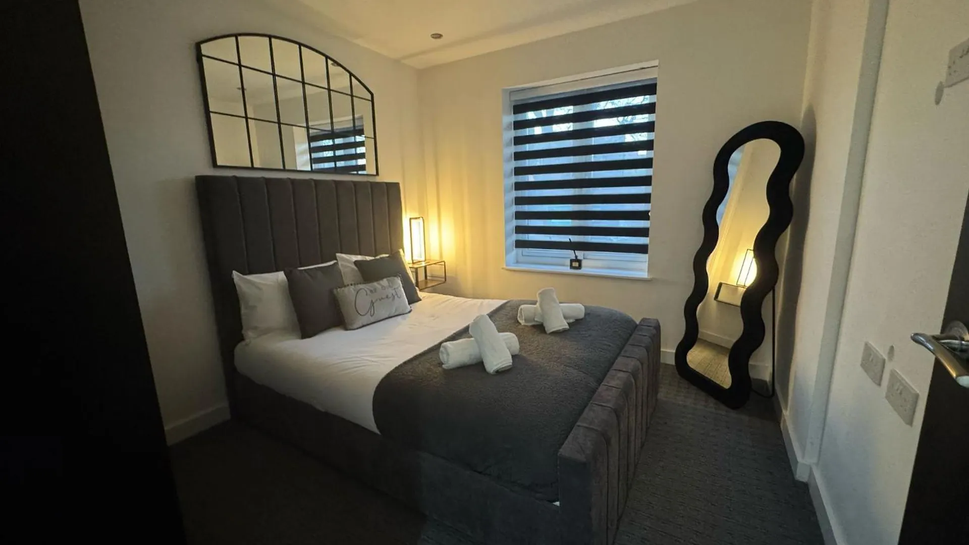 Apartmán Luxury 2 Bed West London, Free Parking Uxbridge 0*,  Velká Británie